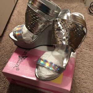 Silver Women Wedges 7